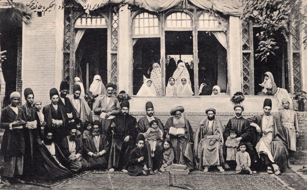 Family of Hakim Nour Mahmood Nehoray, Kashan, Iran. Photo: Esther's Children, edited by Houman Sarshar (2002)